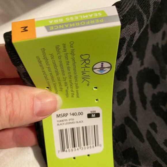 Marika Ladies Active Sports Bra Black Leopard Black Supportive workout top NWT M - Picture 3 of 4